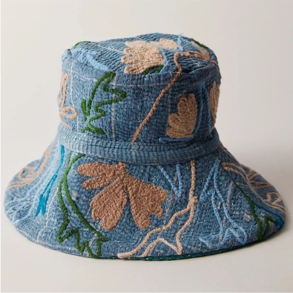 NWOT Free People Vintage Kantha Bucket Hat